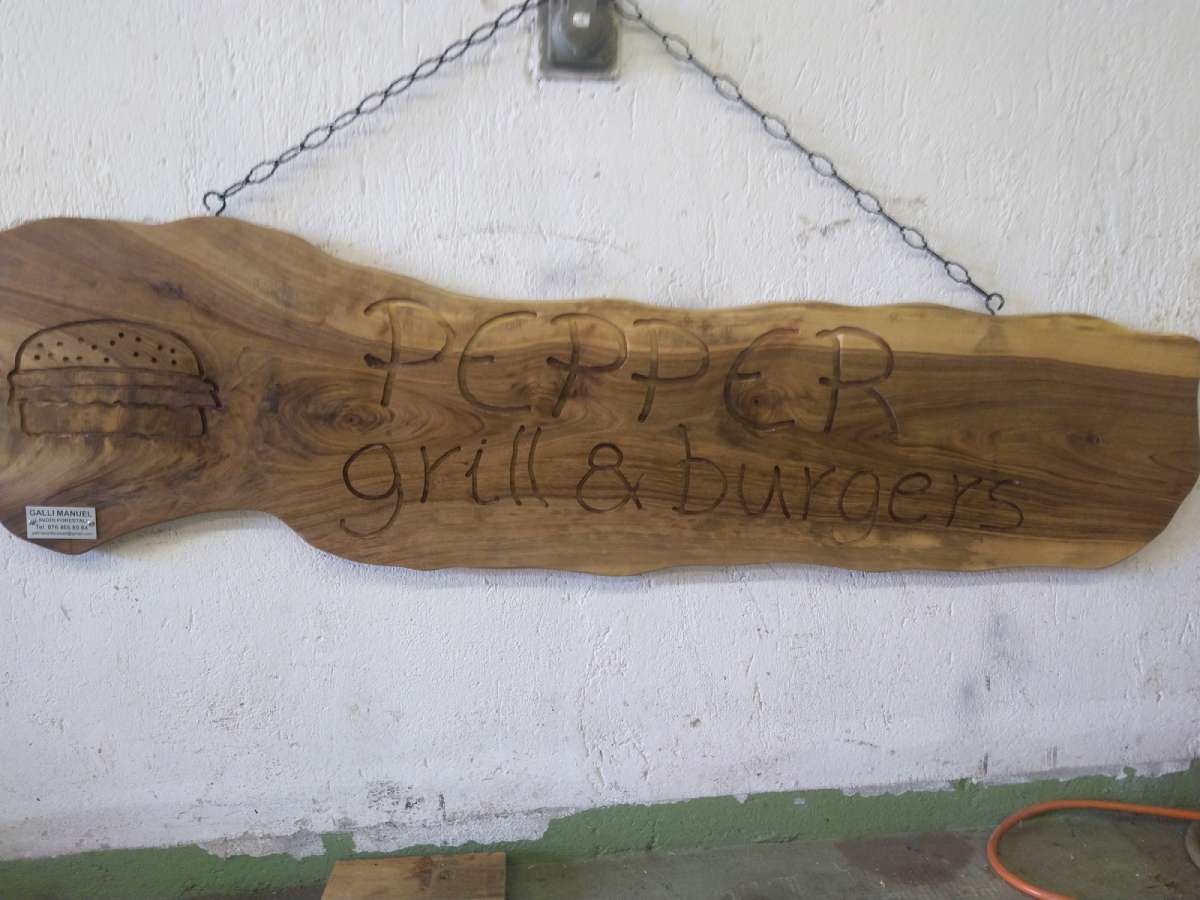 cartello in legno