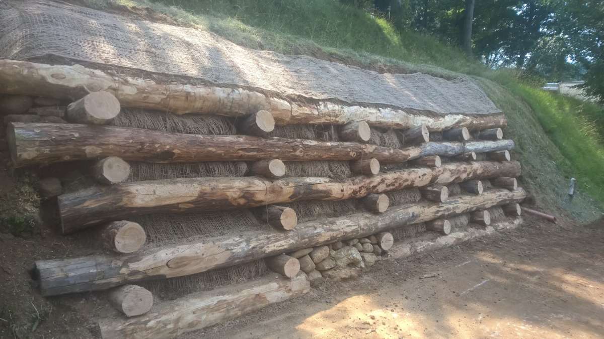 barriera di sicurezza in legno